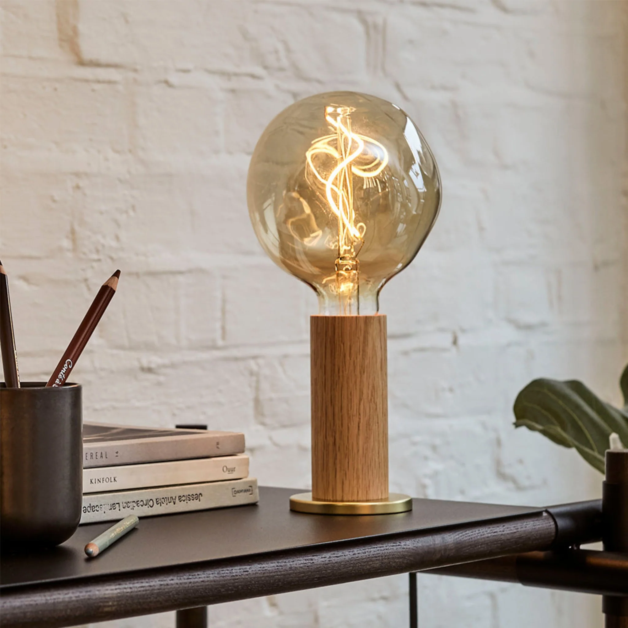 Knuckle Table Lamp in Oak + Voronoi I - Image 4