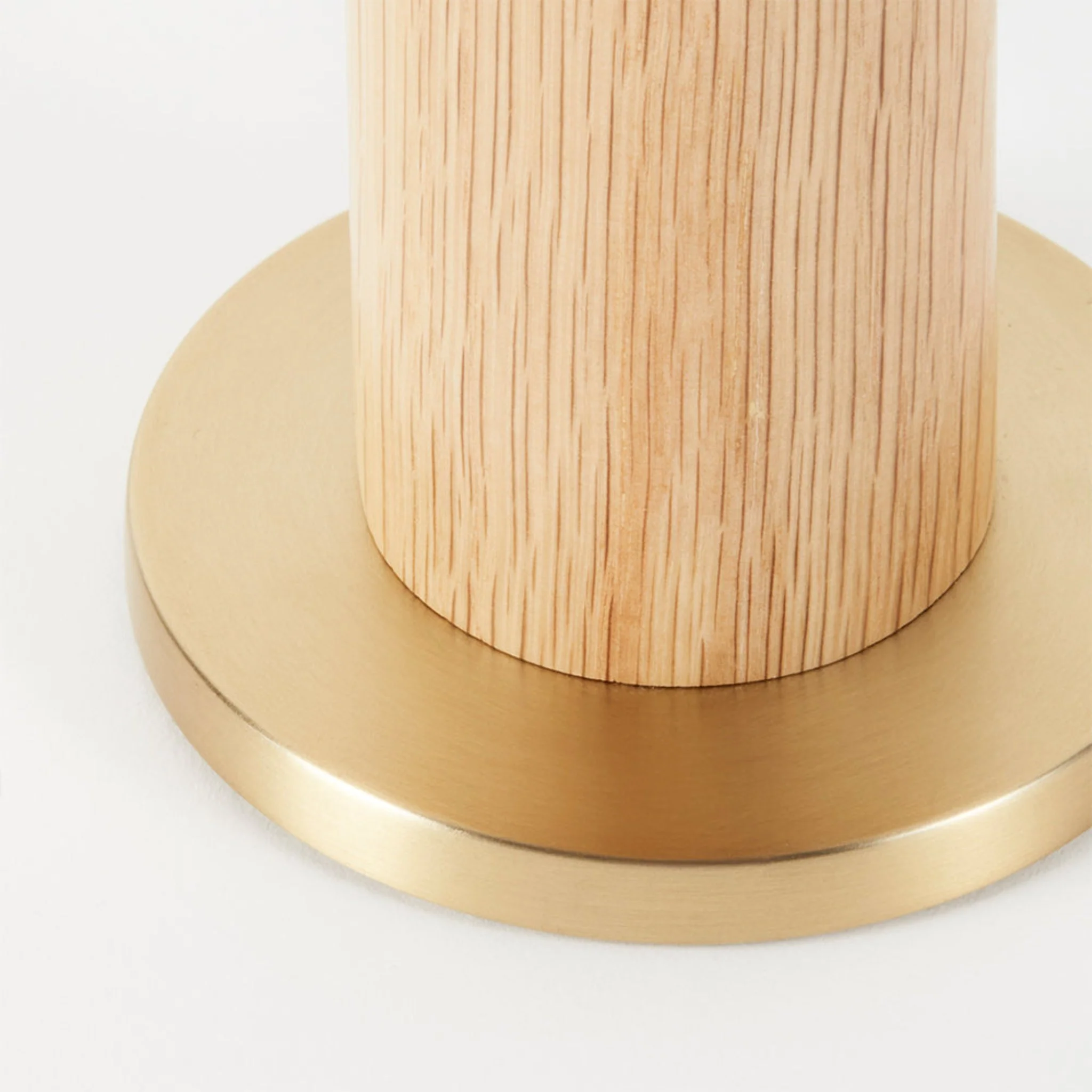 Knuckle Table Lamp in Oak + Voronoi I - Image 9