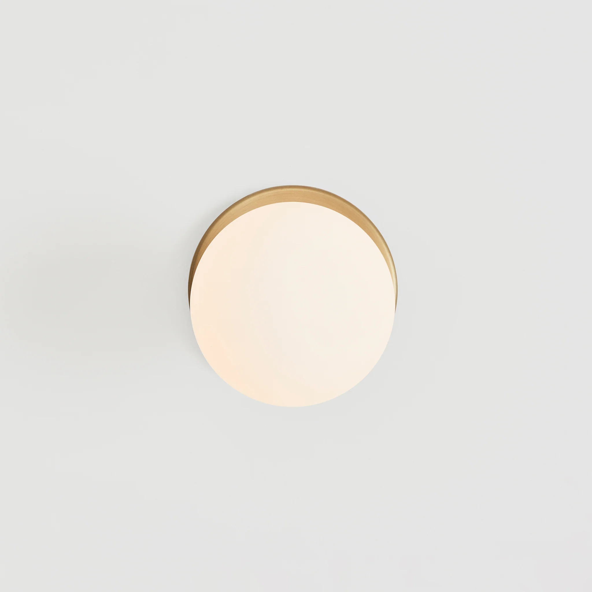 Lochan Wall Light in Brass + Sphere III - Image 4
