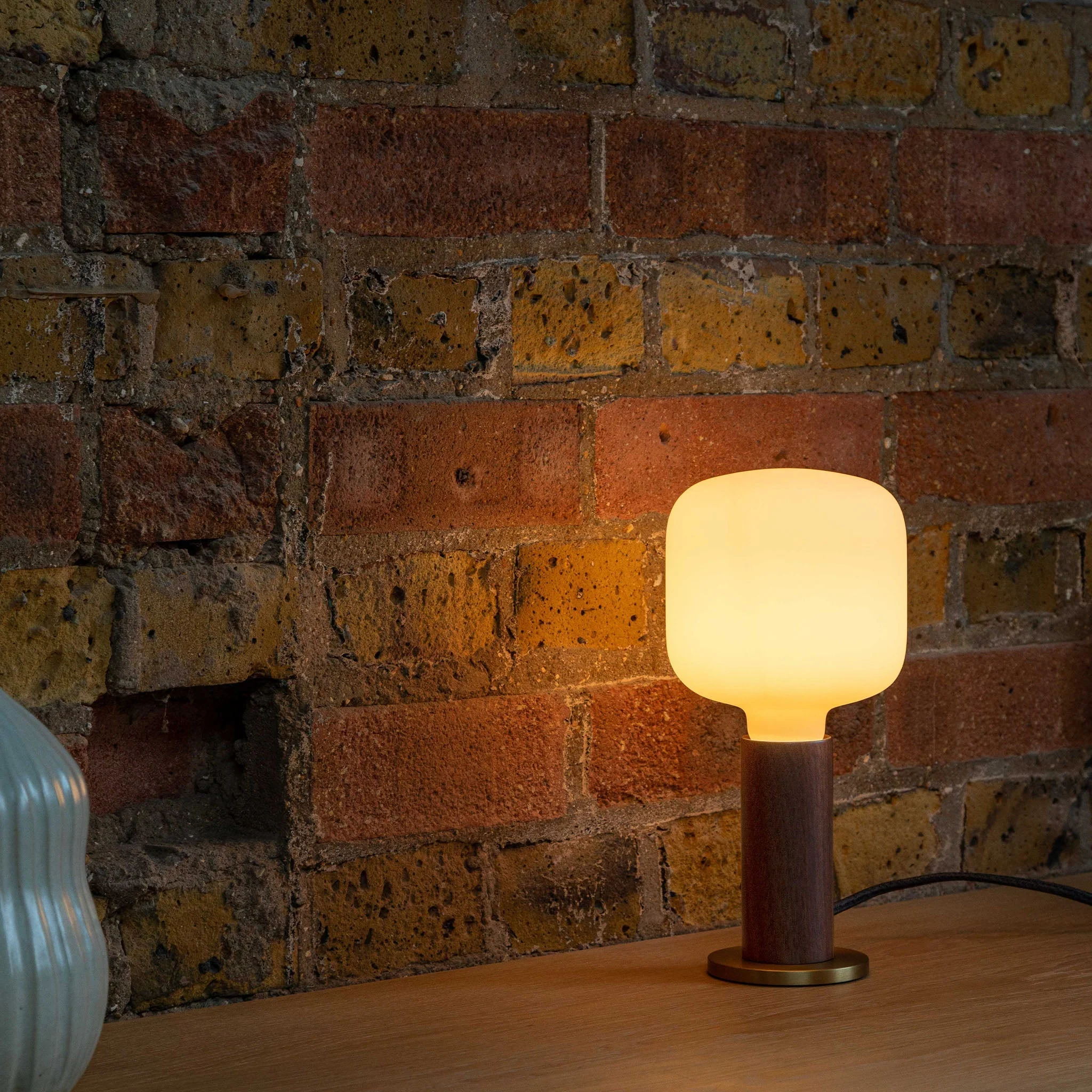 Oblo E26 LED Bulb - Image 3