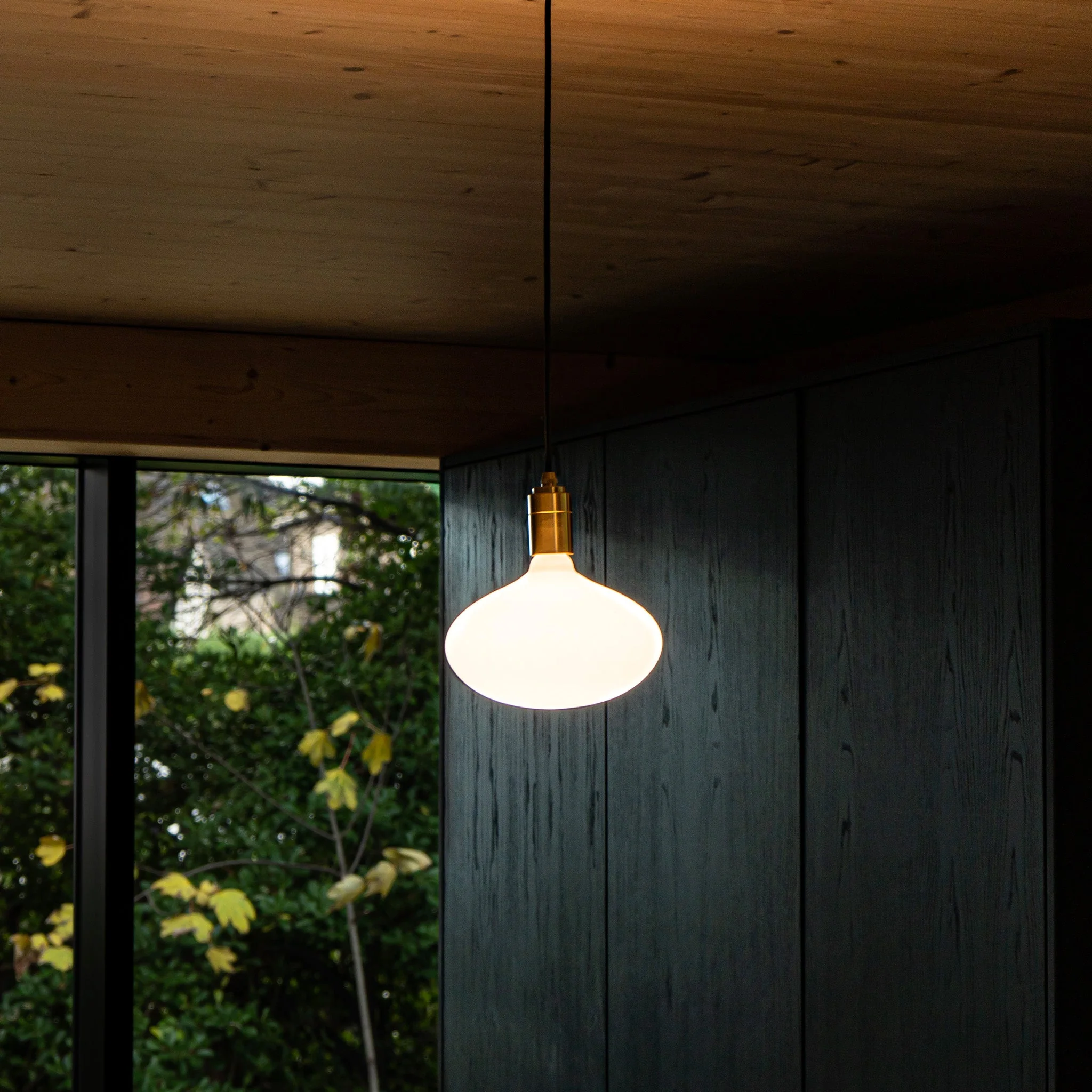 Oval II Plug-In Pendant in Brass - Image 4