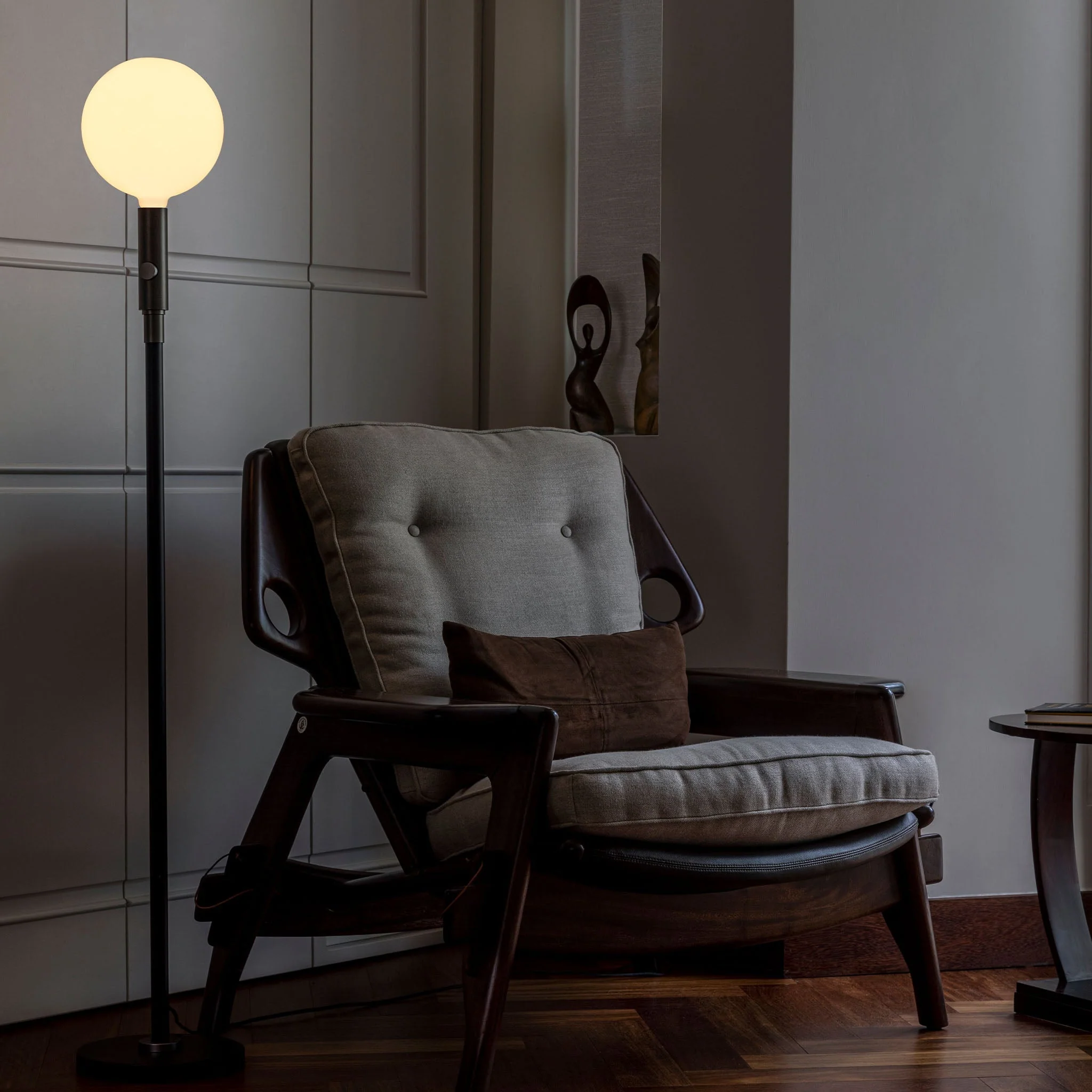 Poise Adjustable Floor Lamp in Graphite + Sphere V - Image 5