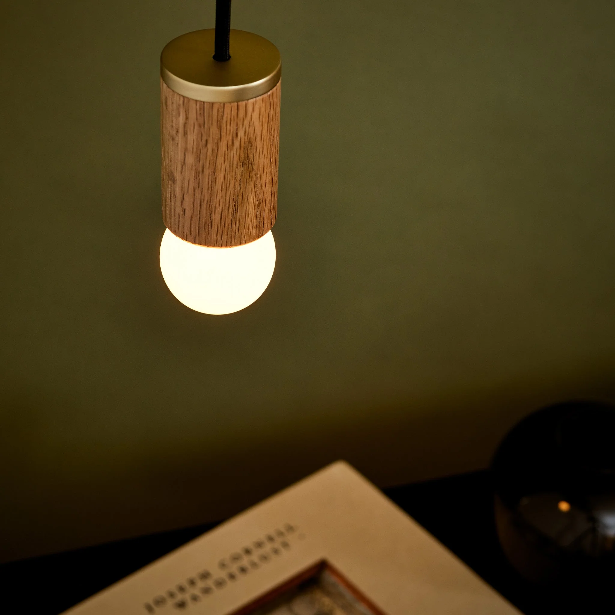 Sphere I E12 Dim-to-Warm LED Bulb - Image 5